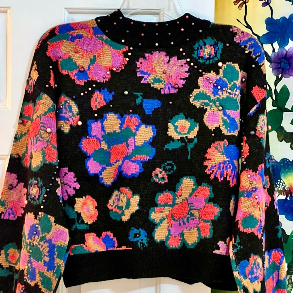 πΊπHPππΊ NWT Farm Rio Lilyβs Garden Embroidered Sweater - Picture 15 of 16